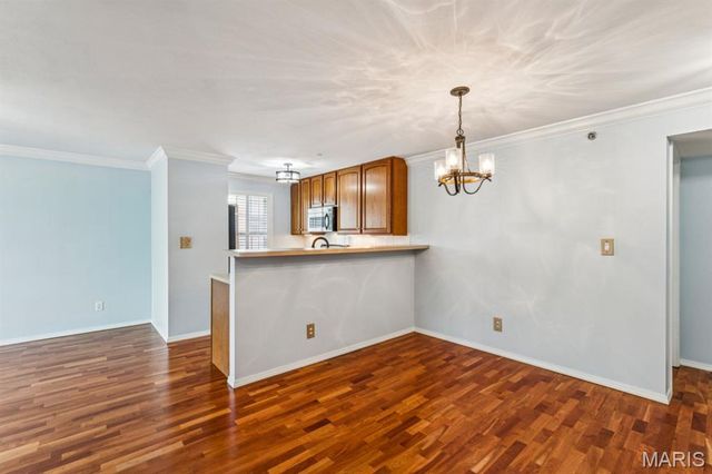 1125 Arbor Creek Drive 2A, Kirkwood, MO 63122