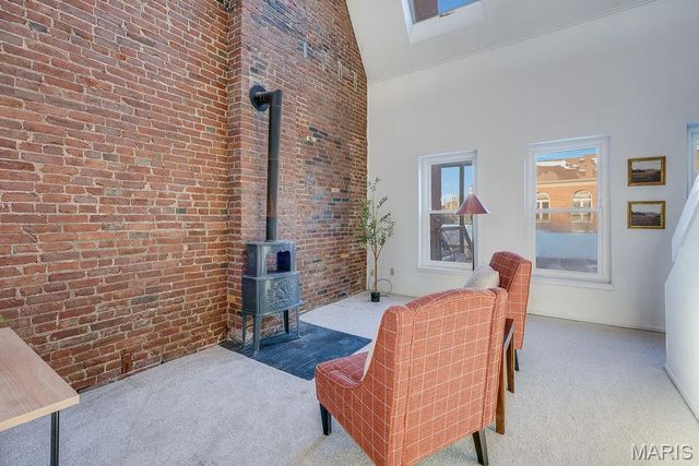 1021 Lafayette Avenue, St Louis, MO 63104