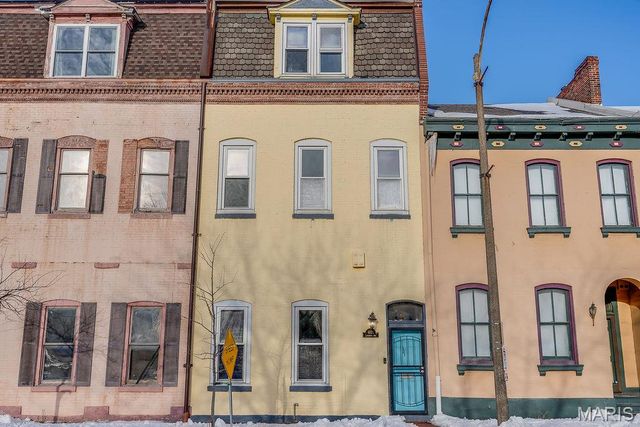 1021 Lafayette Avenue, St Louis, MO 63104