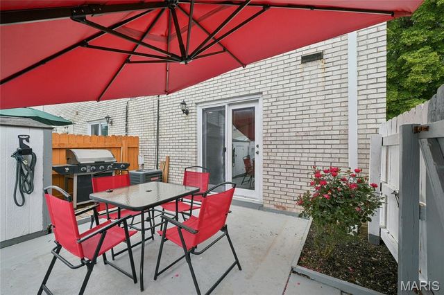 4020 Paule Avenue, St Louis, MO 63125