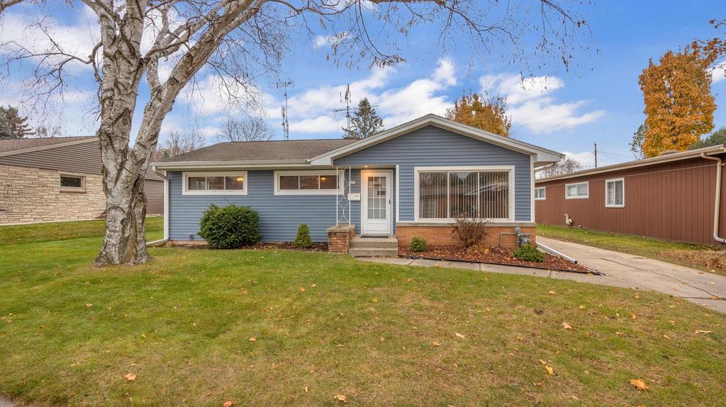 633 S 27th STREET, Sheboygan, WI 53081