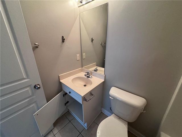 490 Barnett Shoals Road 920, Athens, GA 30605