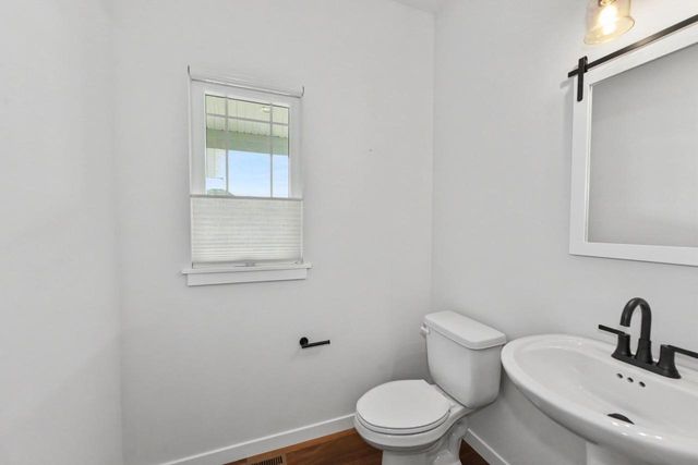 2009 Paris LANE, Cottage Grove, WI 53527
