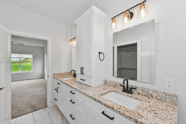 2009 Paris LANE, Cottage Grove, WI 53527
