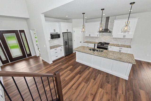 2009 Paris LANE, Cottage Grove, WI 53527