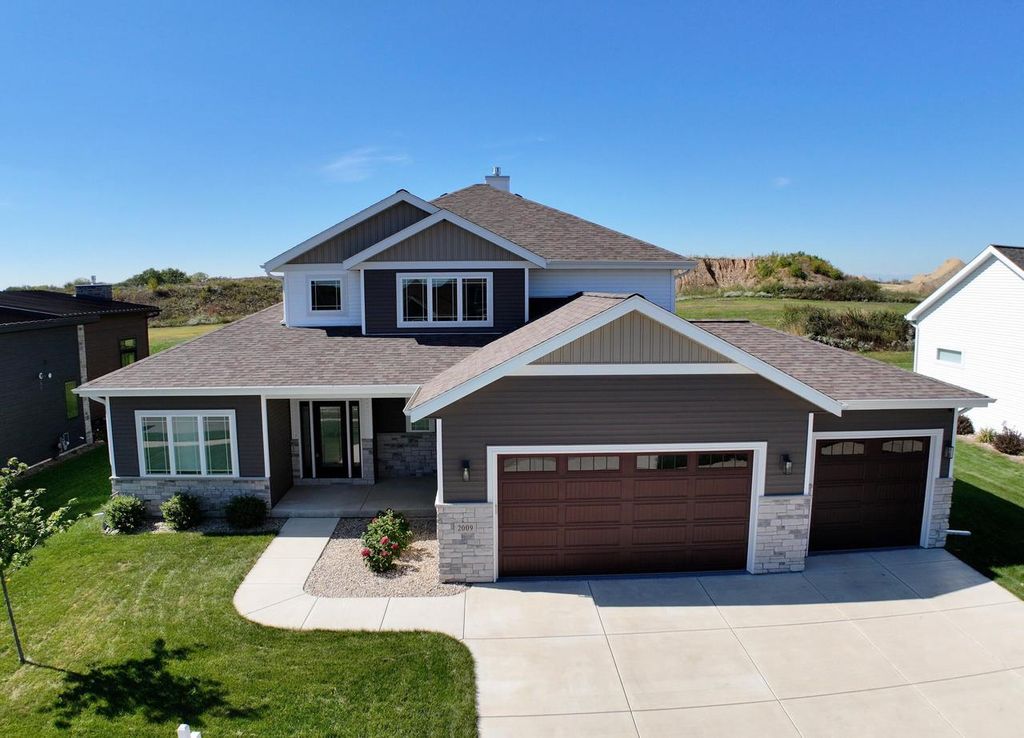 2009 Paris LANE, Cottage Grove, WI 53527