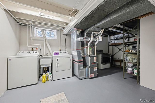 33422 Florence Street, Garden City, MI 48135