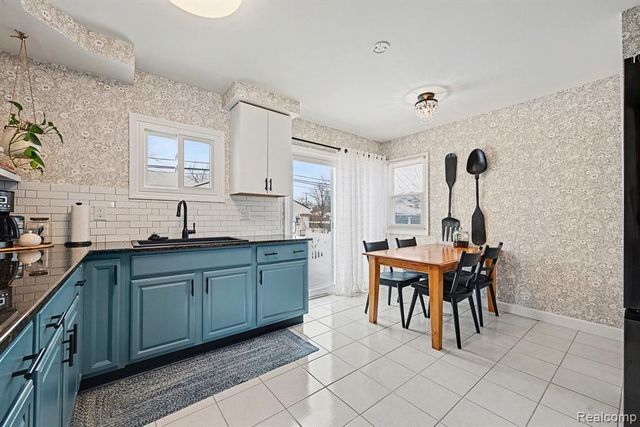 33422 Florence Street, Garden City, MI 48135