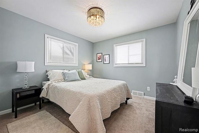 33422 Florence Street, Garden City, MI 48135