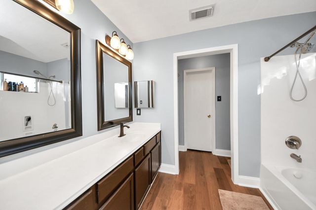 13019 Lindenloch Lane, Houston, TX 77085
