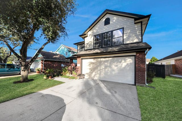 13019 Lindenloch Lane, Houston, TX 77085