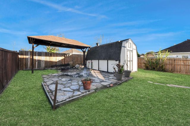 13019 Lindenloch Lane, Houston, TX 77085