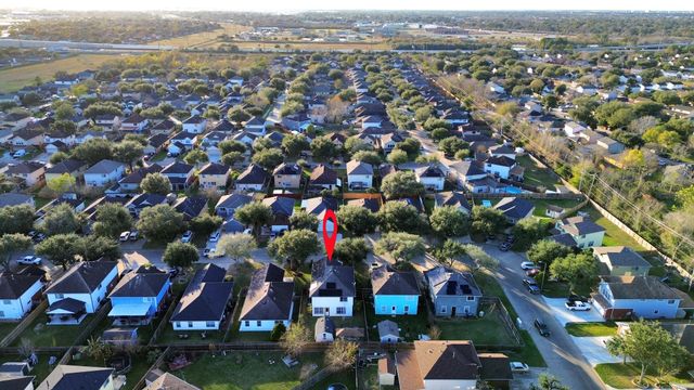 13019 Lindenloch Lane, Houston, TX 77085