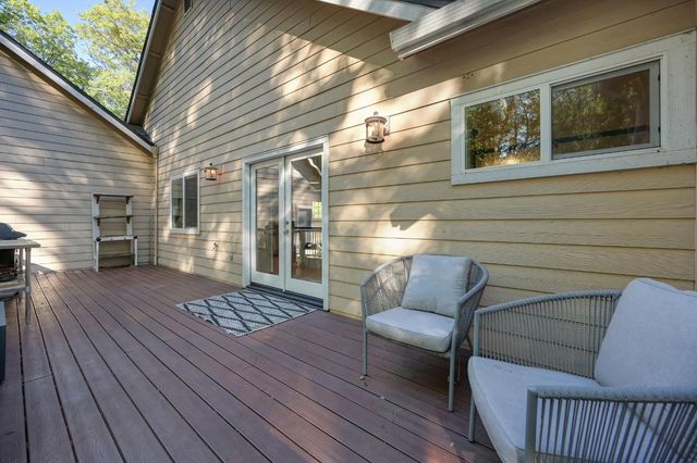 20312 Wolf Creek Rd, Grass Valley, CA 95949