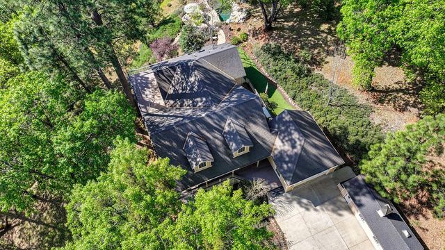 20312 Wolf Creek Rd, Grass Valley, CA 95949