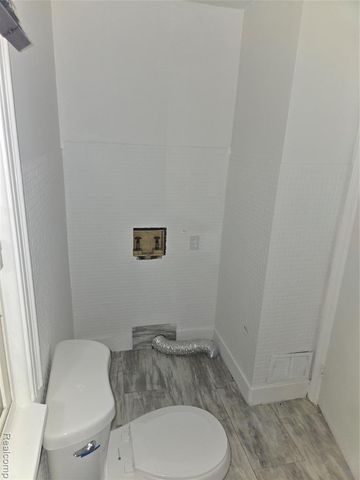 18119 Cornwall Street, Detroit, MI 48224