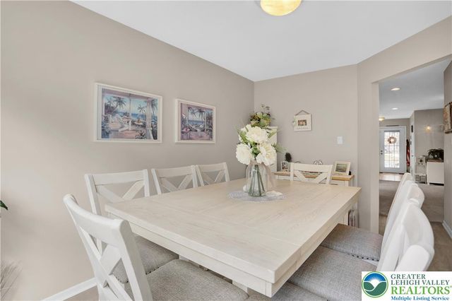 1560 Pinewind Drive, Lower Macungie Twp, PA 18011