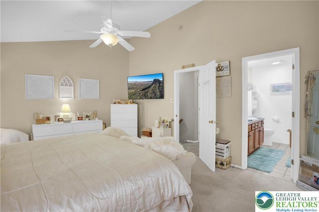 1560 Pinewind Drive, Lower Macungie Twp, PA 18011