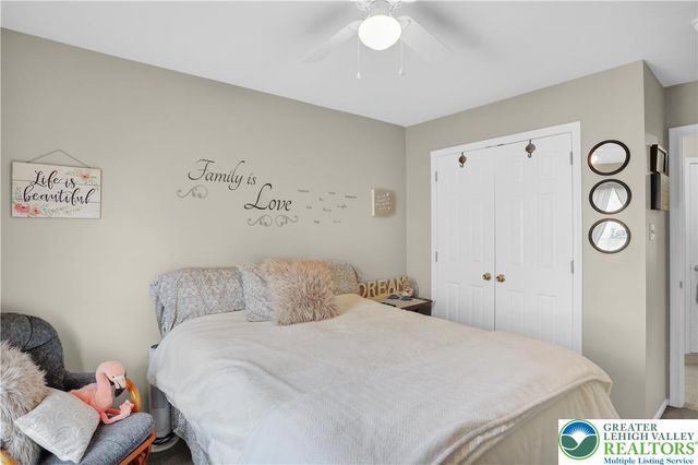 1560 Pinewind Drive, Lower Macungie Twp, PA 18011