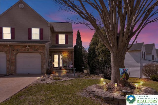 1560 Pinewind Drive, Lower Macungie Twp, PA 18011