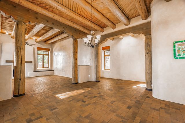 10 Antigua Road, Santa Fe, NM 87508