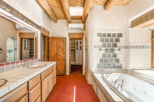 10 Antigua Road, Santa Fe, NM 87508
