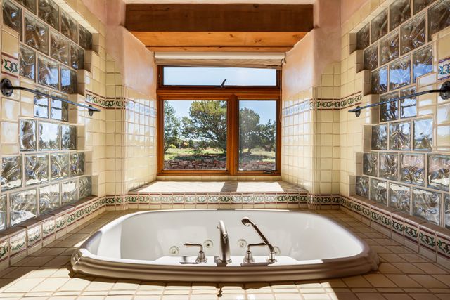 10 Antigua Road, Santa Fe, NM 87508