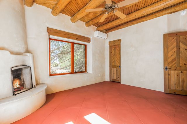 10 Antigua Road, Santa Fe, NM 87508