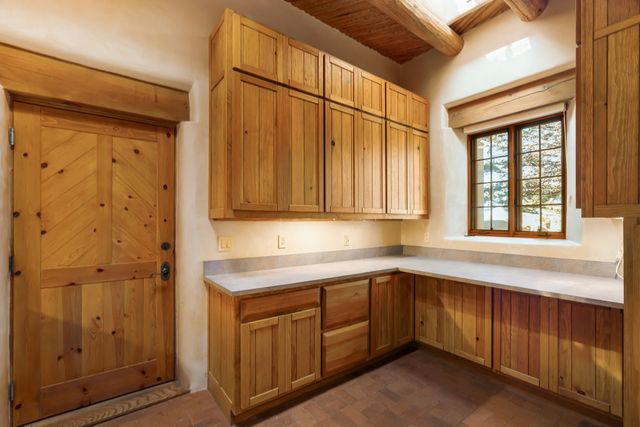 10 Antigua Road, Santa Fe, NM 87508