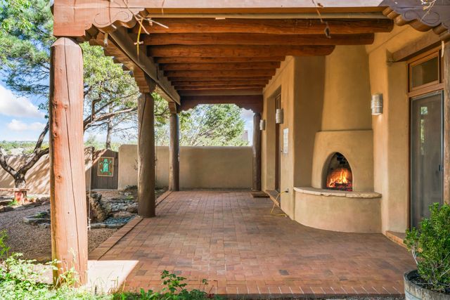 10 Antigua Road, Santa Fe, NM 87508