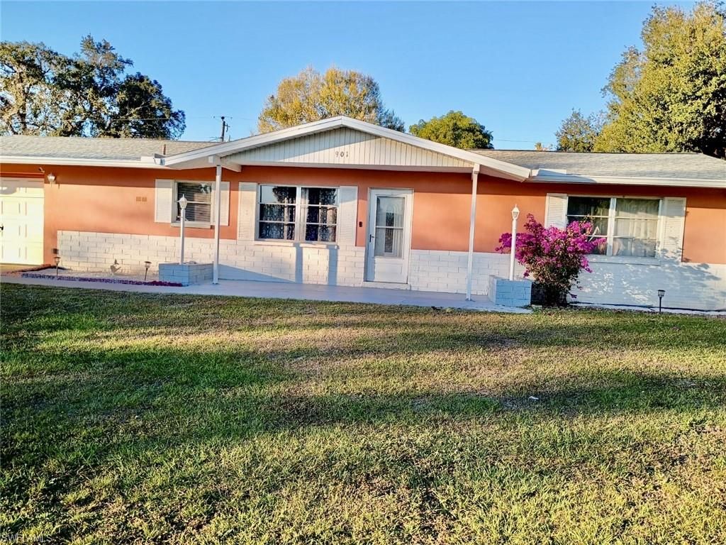 901 Juno DR, LEHIGH ACRES, FL 33936 — photo 2