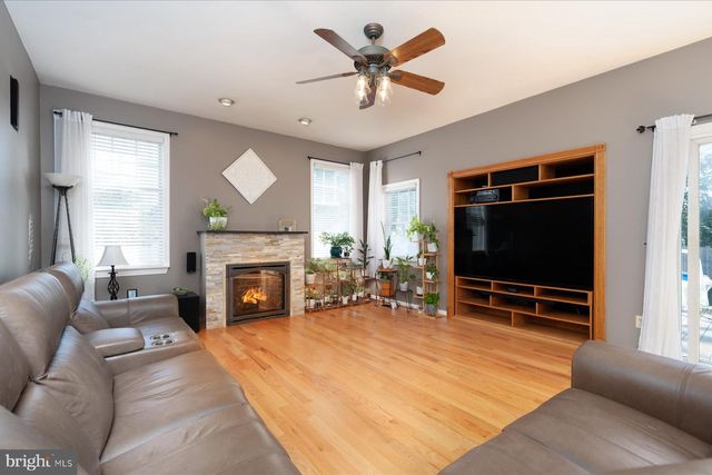 1117 WILSON DR, Edgewater, MD 21037