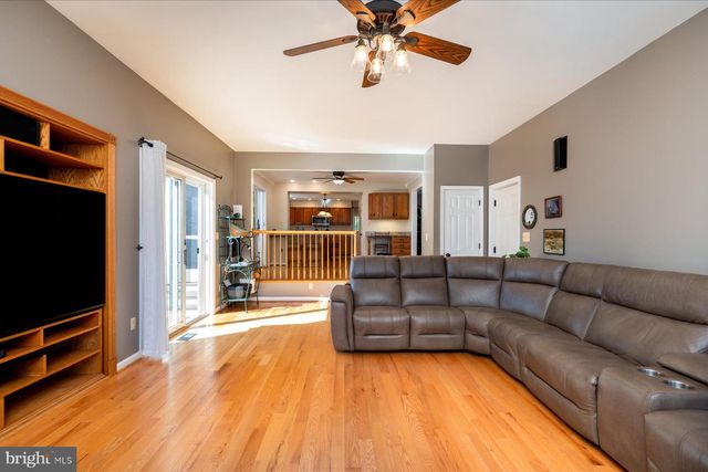 1117 WILSON DR, Edgewater, MD 21037
