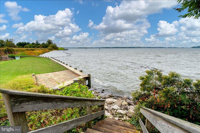1117 WILSON DR, Edgewater, MD 21037