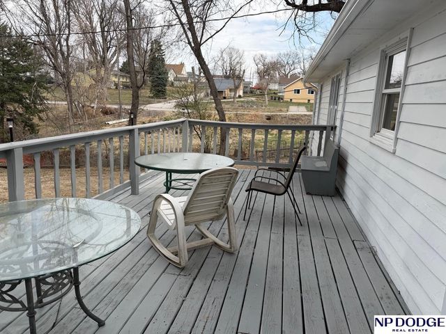 2612 Chandler Road W, Bellevue, NE 68147