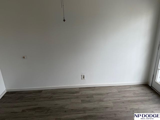 2612 Chandler Road W, Bellevue, NE 68147