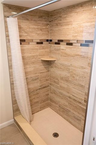 5654 Eichen CIR W, Fort Myers, FL 33919