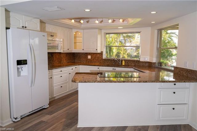 5654 Eichen CIR W, Fort Myers, FL 33919