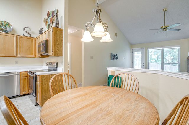 1116 Highpoint Road, Bedford, TX 76022