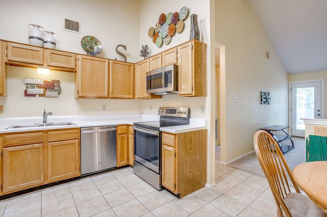 1116 Highpoint Road, Bedford, TX 76022