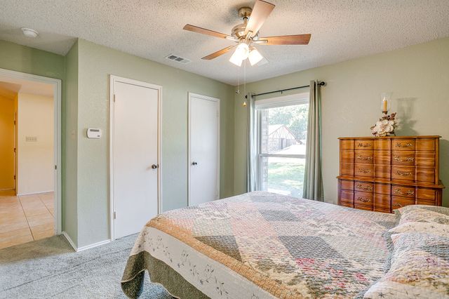 1116 Highpoint Road, Bedford, TX 76022