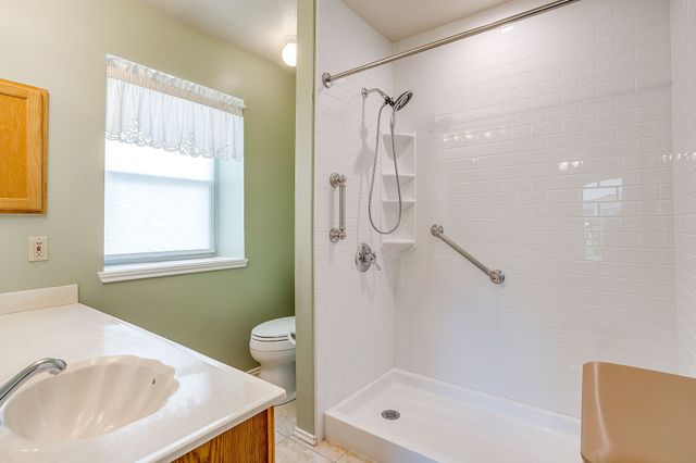 1116 Highpoint Road, Bedford, TX 76022