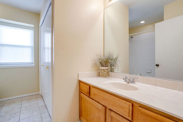 1116 Highpoint Road, Bedford, TX 76022