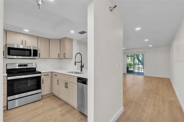 6304 POINTE WEST BOULEVARD A107, Bradenton, FL 34209