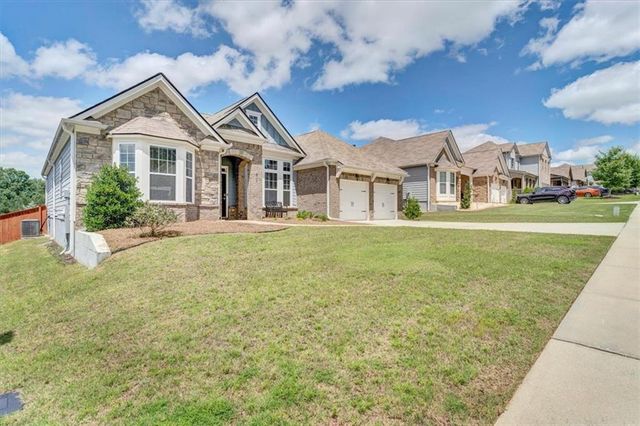 810 Codex Drive, Fairburn, GA 30213
