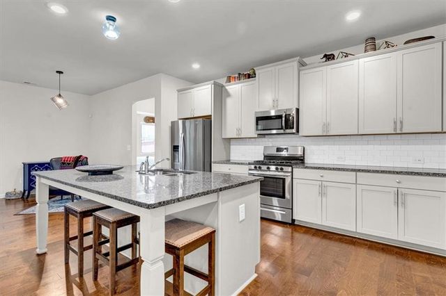 810 Codex Drive, Fairburn, GA 30213