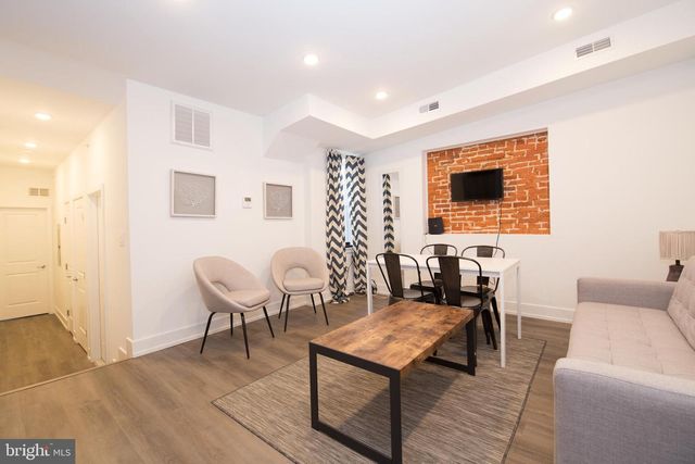 2817 W GIRARD AVE, Philadelphia, PA 19130