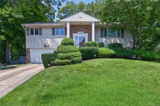 7 Chatham Road, Commack, NY 11725