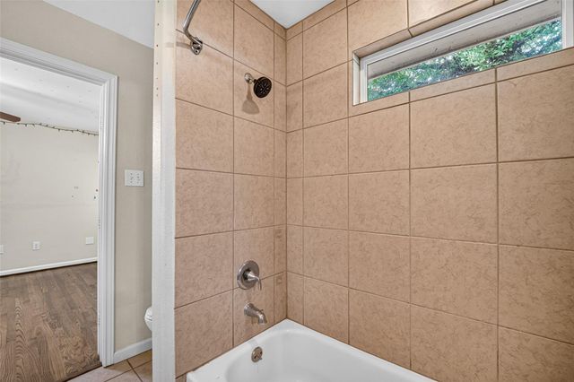 7002 Leader Street, Houston, TX 77074