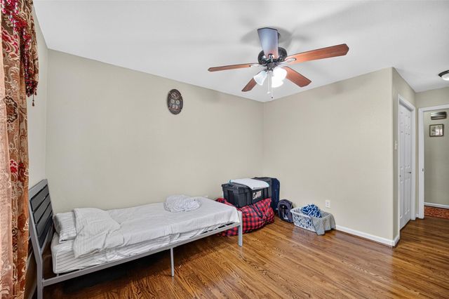 7002 Leader Street, Houston, TX 77074